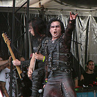 200px-Cradle_of_Filth_Hellfest_2009_06