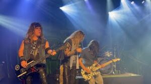 17 Year Old Plays Panama with Steel Panther