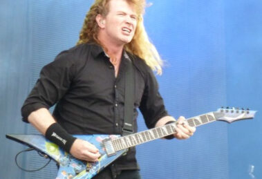 Dave_Mustaine_2011_(cropped)