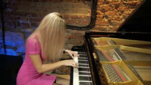Video Thumbnail: Metallica - Master of Puppets (Piano Cover)
