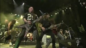Metallica - Overkill (Live at Yankee Stadium- Bronx, New York - September 14, 2011)