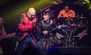BABYMETAL & Rob Halford - Painkiller, Breaking The Law